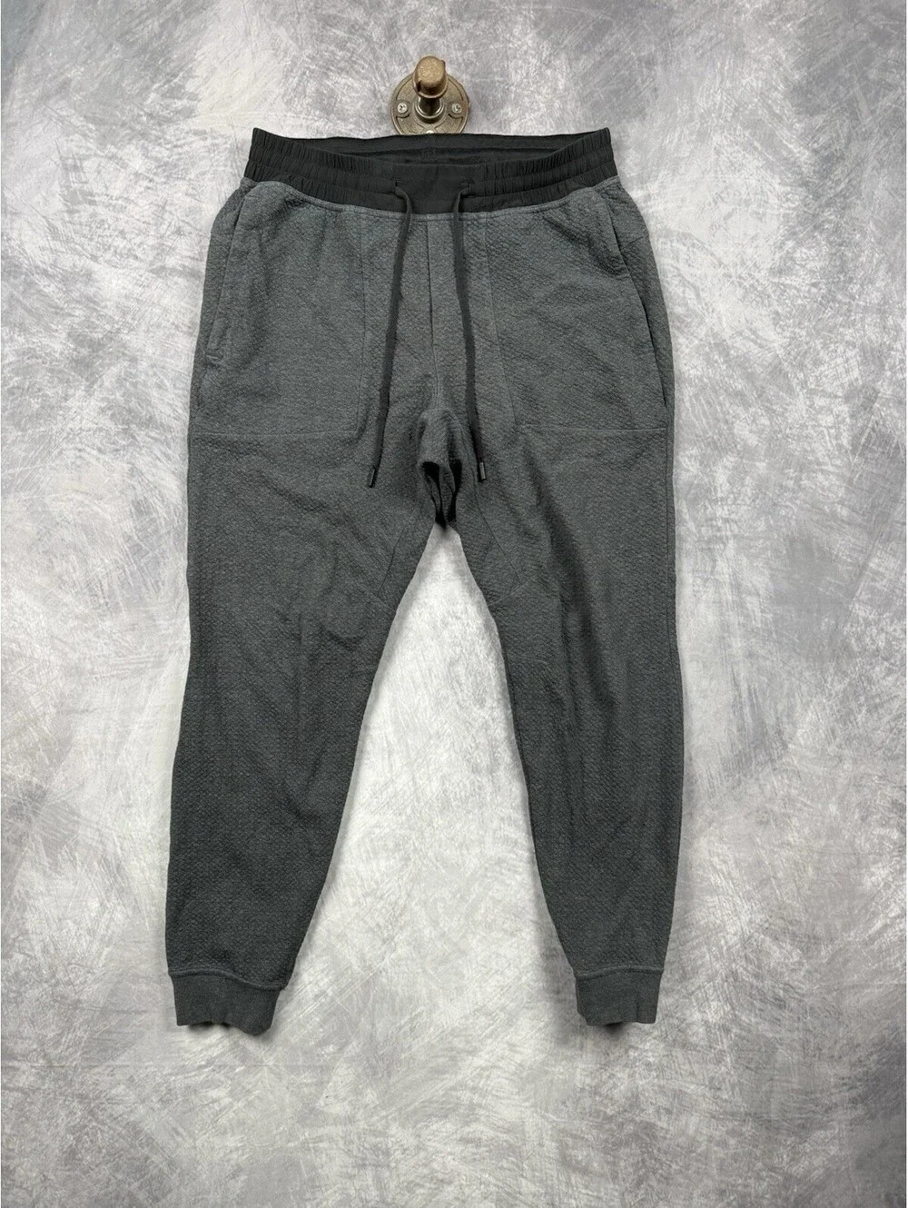 Lululemon At Ease Jogger Mens Large Charcoal Grey Black Textured Knit LM5642S